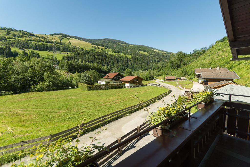 Ferienhaus Christine Taxenbach Zewnętrze zdjęcie