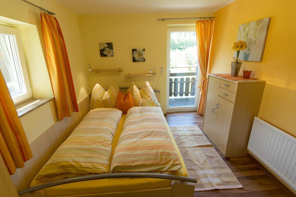 Ferienhaus Christine Taxenbach Zewnętrze zdjęcie