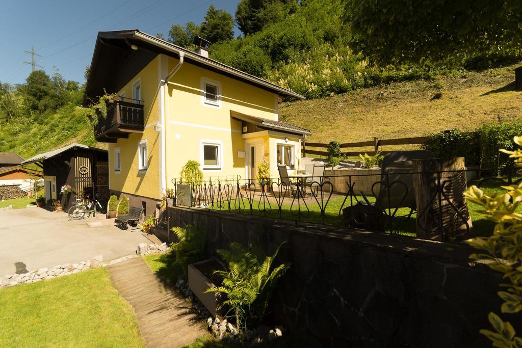 Ferienhaus Christine Taxenbach Zewnętrze zdjęcie